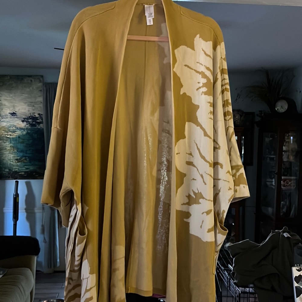Marla Wynne topper. Size1X